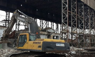 Демонтаж ангаров в Великом Устюге под ключ - стоимость от 1559 руб. | 2Землекопа-Влс